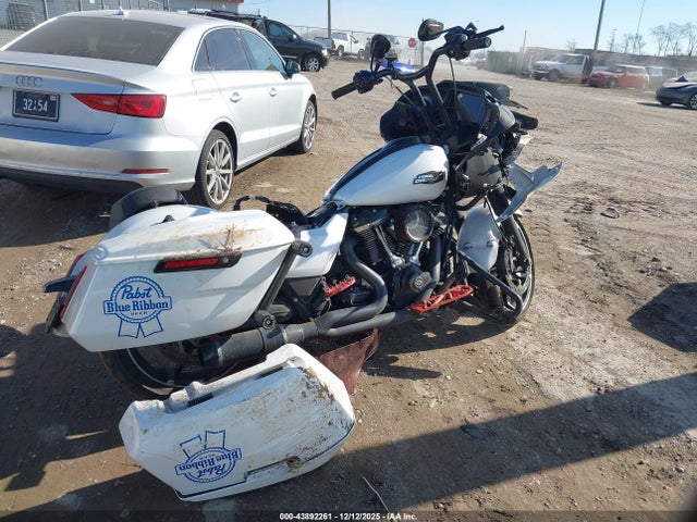 2024 HARLEY-DAVIDSON FLTRX 1HD1KH711RB611165 Photo 3