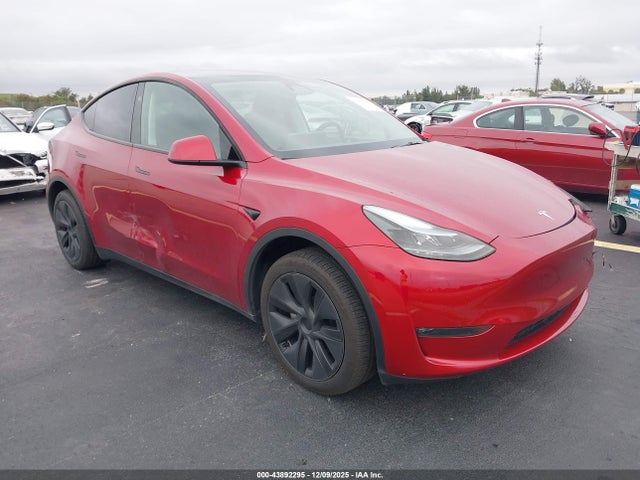 2025 TESLA MODEL Y 7SAYGDEE5SA341988 Photo 0