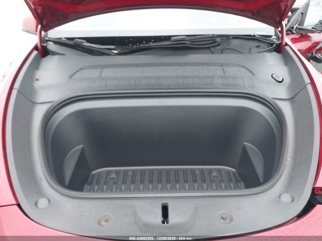 2025 TESLA MODEL Y 7SAYGDEE5SA341988 Photo 9