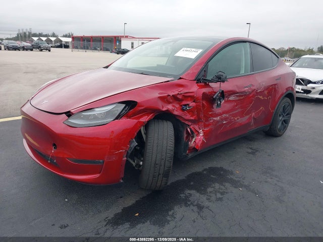 2025 TESLA MODEL Y 7SAYGDEE5SA341988 Photo 1