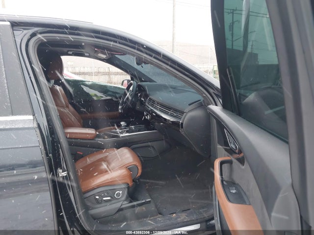 43892306 :رقم المزاد ، WA1VAAF75JD009617 vin ، 2018 Audi Q7 3.0t Premium مزاد بيع