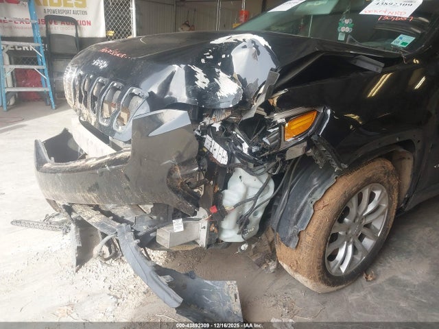 Aukcja sprzedaży 2019 Jeep Cherokee Latitude Fwd, vin: 1C4PJLCBXKD286624, numer aukcji: 43892309