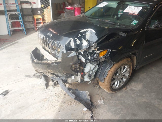 Aukcja sprzedaży 2019 Jeep Cherokee Latitude Fwd, vin: 1C4PJLCBXKD286624, numer aukcji: 43892309