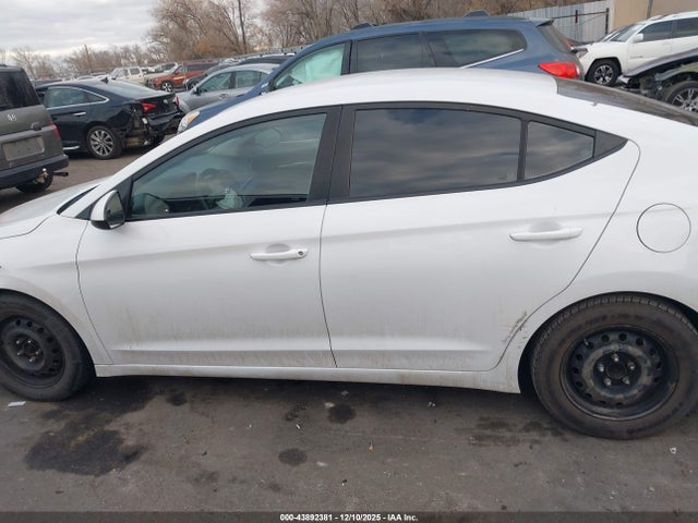 Hyundai ELANTRA SE 2019 5NPD74LF8KH463756 Image 15