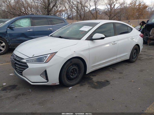Hyundai ELANTRA SE 2019 5NPD74LF8KH463756 Image 2