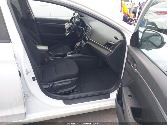 Hyundai ELANTRA SE 2019 5NPD74LF8KH463756 Image 5