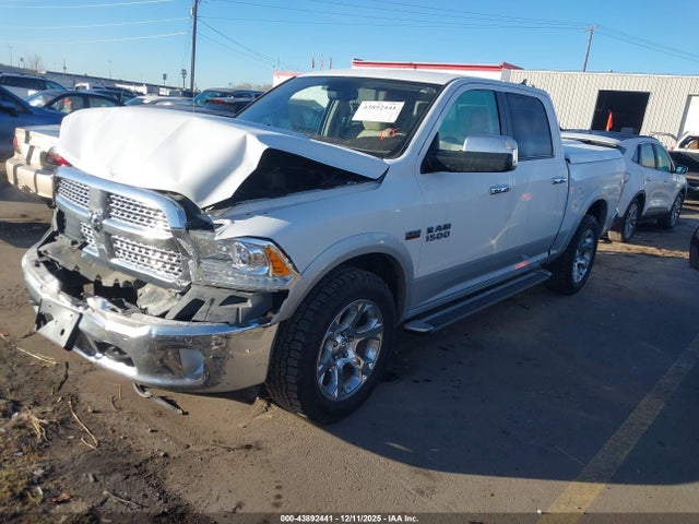 RAM 1500 Laramie 2014 1C6RR7NT5ES110943 Image 2