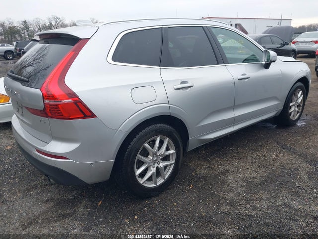 2019 VOLVO XC60 LYV102DK8KB205471 Photo 3