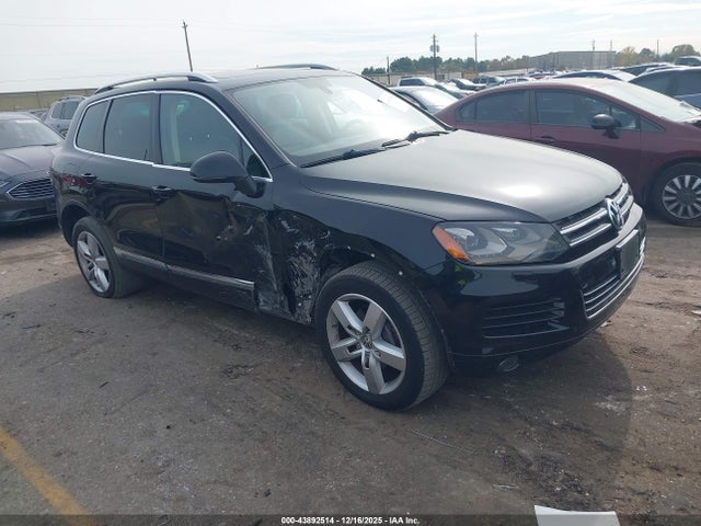 2014 VOLKSWAGEN TOUAREG WVGEP9BP3ED009139