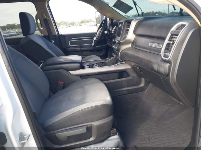 2020 RAM 2500 3C6UR5DL2LG214052 Photo 4