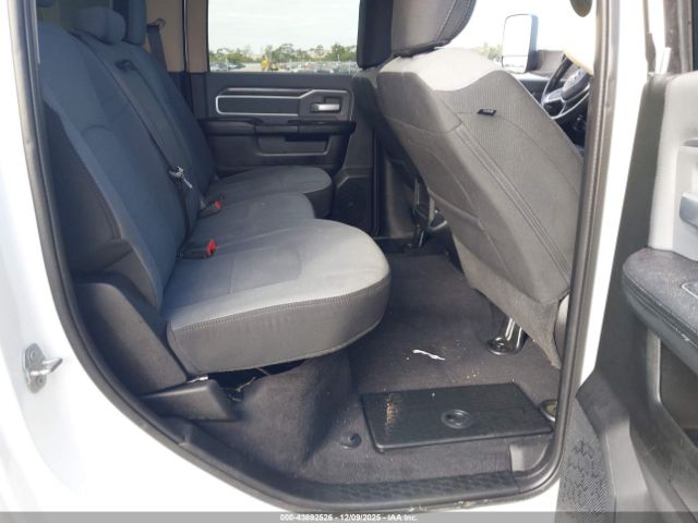 2020 RAM 2500 3C6UR5DL2LG214052 Photo 7