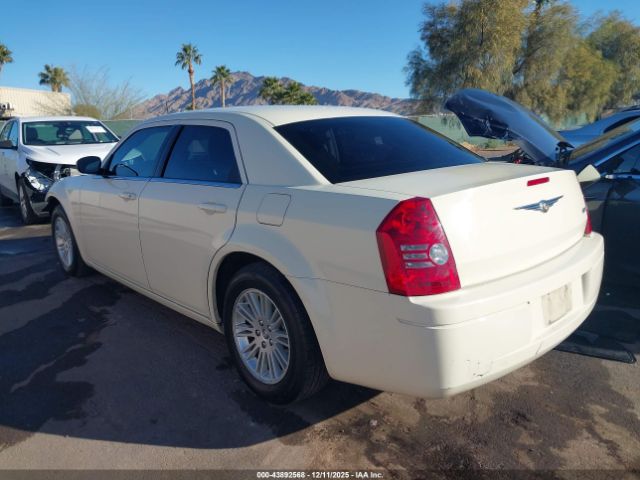 2009 CHRYSLER 300 2C3KA43D69H552093 Photo 2