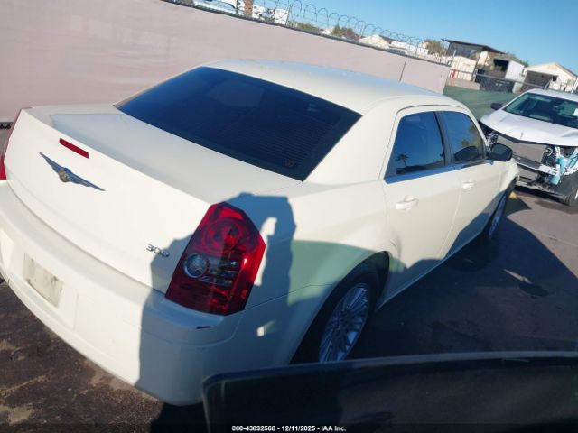 2009 CHRYSLER 300 2C3KA43D69H552093 Photo 3