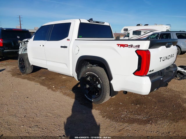 Toyota Tundra Sr5 2025 5TFLA5DB1SX304287 Image 3