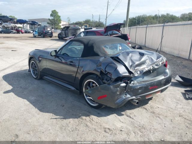 2018 FIAT 124 SPIDER JC1NFAEK7J0138167 Photo 2