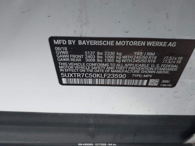2019 BMW X3 5UXTR7C50KLF23590 Photo 8