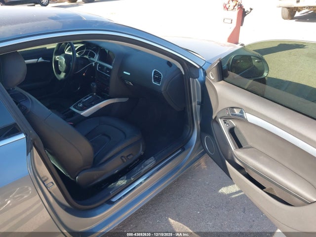 2009 AUDI A5 WAUDK78T49A018489 Photo 4
