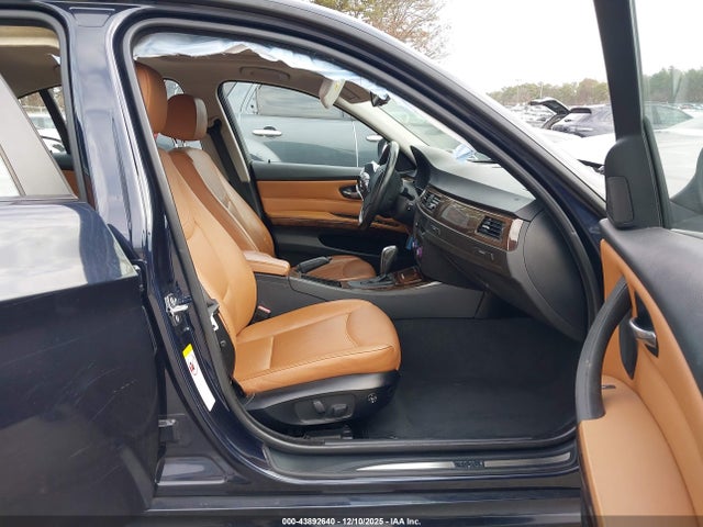 43892640 :رقم المزاد ، WBAPK53509A512911 vin ، 2009 Bmw 328i Xdrive مزاد بيع