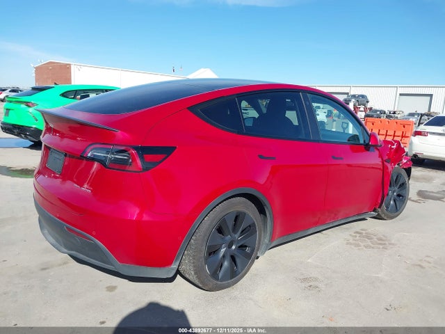 2022 TESLA MODEL Y 7SAYGDEF6NF466420 Photo 3