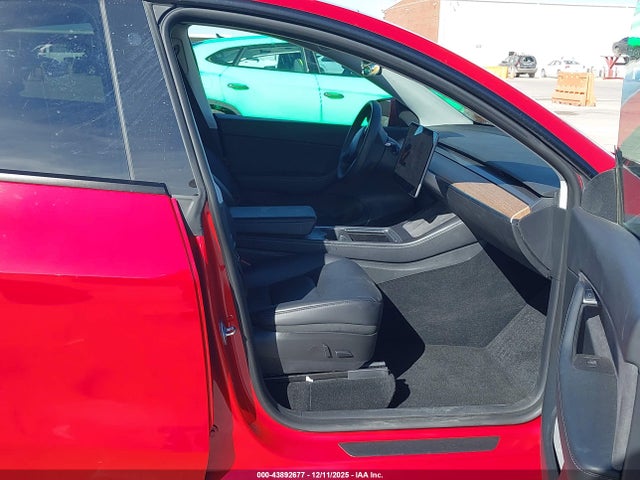 2022 TESLA MODEL Y 7SAYGDEF6NF466420 Photo 4