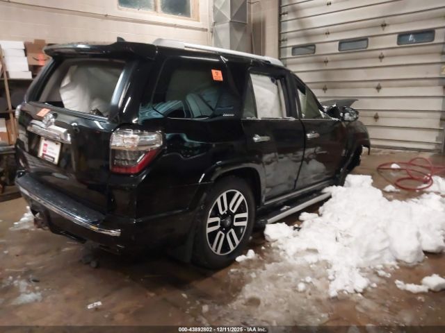 2018 TOYOTA 4RUNNER JTEBU5JR5J5498395 Photo 3