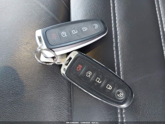 2017 FORD ESCAPE 1FMCU9JD1HUD71689 Photo 10