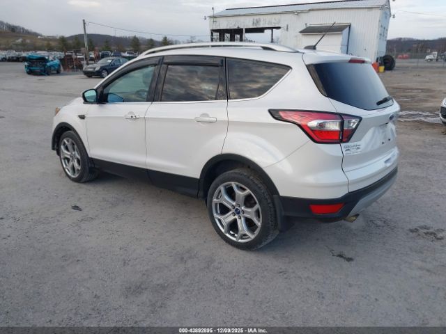 2017 FORD ESCAPE 1FMCU9JD1HUD71689 Photo 2