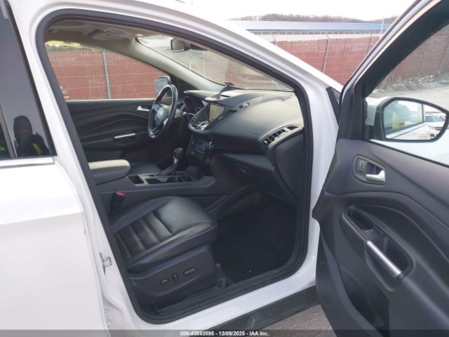 2017 FORD ESCAPE 1FMCU9JD1HUD71689 Photo 4