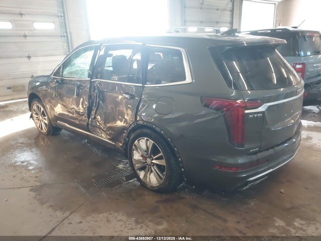 2020 CADILLAC XT6 1GYKPFRSXLZ100306 Photo 2