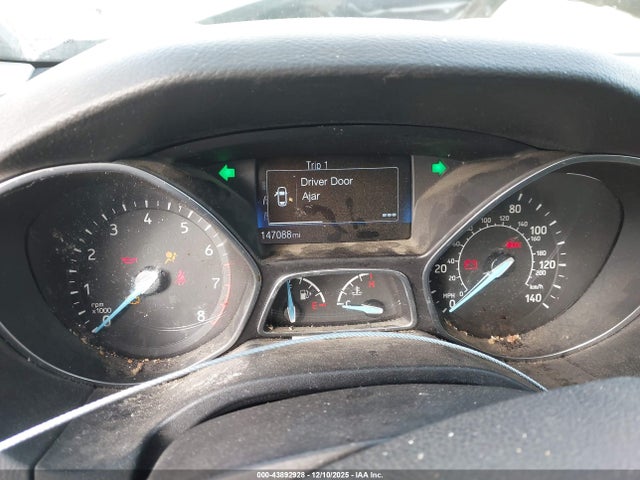 Ford FOCUS S 2018 1FADP3E22JL230895 Image 7