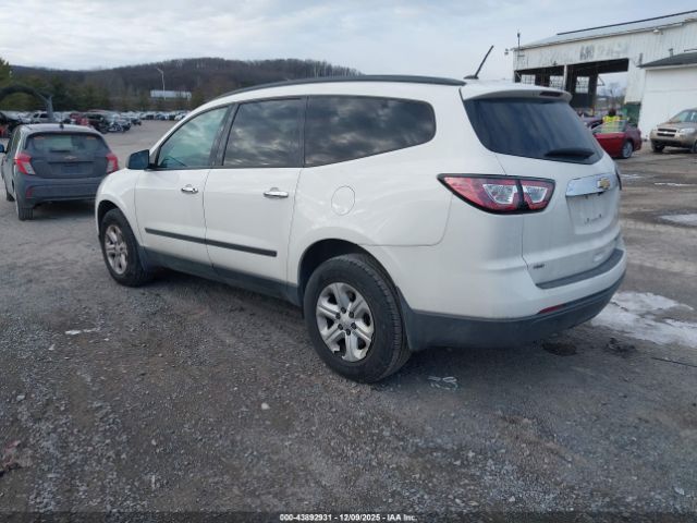 2014 CHEVROLET TRAVERSE 1GNKVFKD6EJ319165 Photo 2