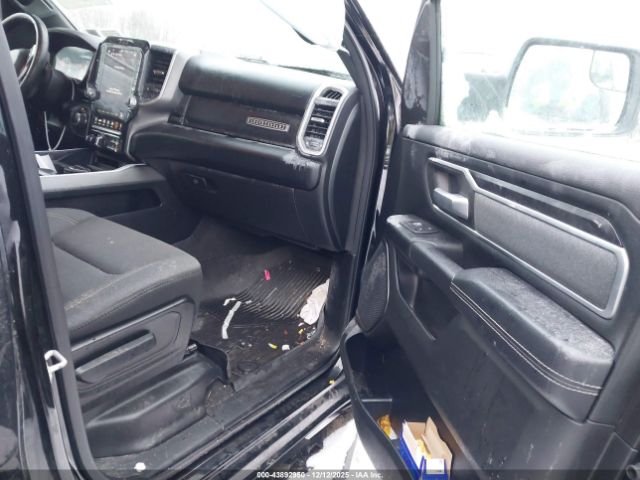 2021 RAM 1500 1C6SRFFT0MN723382 Photo 4