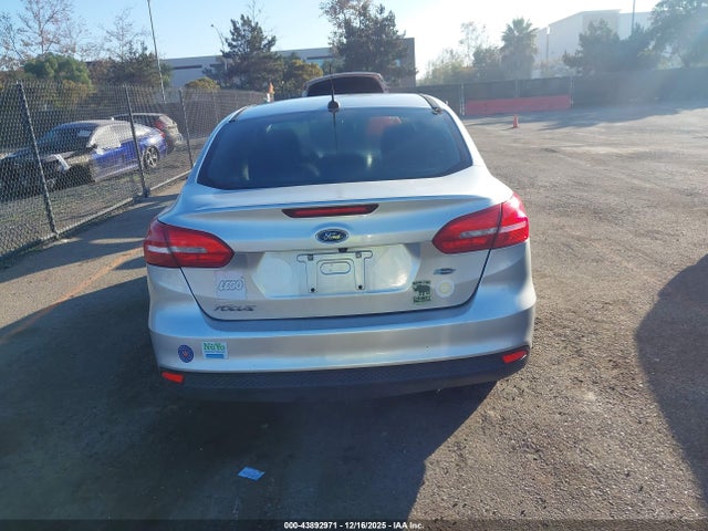 Ford FOCUS S 2016 1FADP3E26GL209346 Image 16