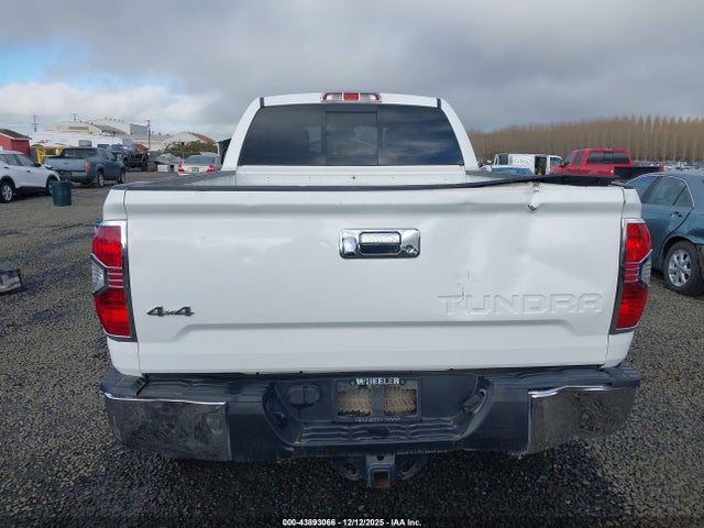 Toyota TUNDRA DOU 2015 5TFUM5F18FX059316 Image 26