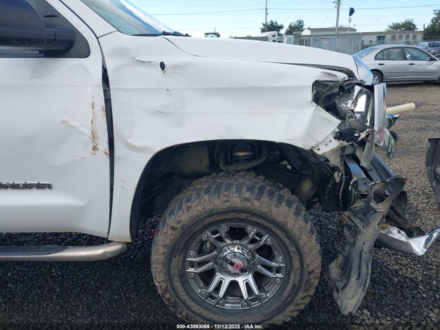 Toyota TUNDRA DOU 2015 5TFUM5F18FX059316 Image 29