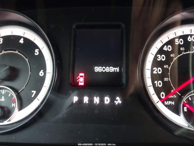 43893089 :رقم المزاد ، 1C6RR7KT1GS158589 vin ، 2016 Ram 1500 Express مزاد بيع