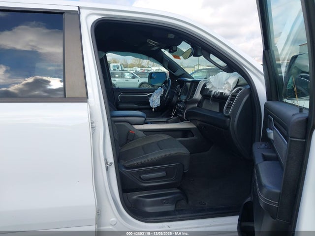 2020 Ram 1500 Big Horn  4x4 5'7 Box მანქანა იყიდება აუქციონზე, vin: 1C6SRFFT5LN105165, აუქციონის ნომერი: 43893118