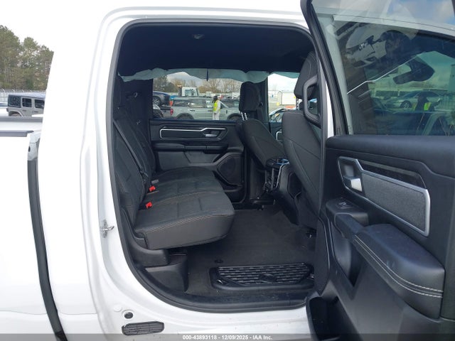 2020 Ram 1500 Big Horn  4x4 5'7 Box მანქანა იყიდება აუქციონზე, vin: 1C6SRFFT5LN105165, აუქციონის ნომერი: 43893118