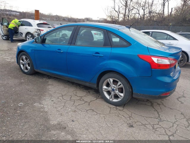 2014 FORD FOCUS 1FADP3F26EL346198 Photo 2