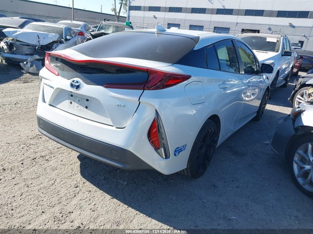 Toyota Prius Prime Xle 2021 JTDKAMFP3M3165384 Image 4