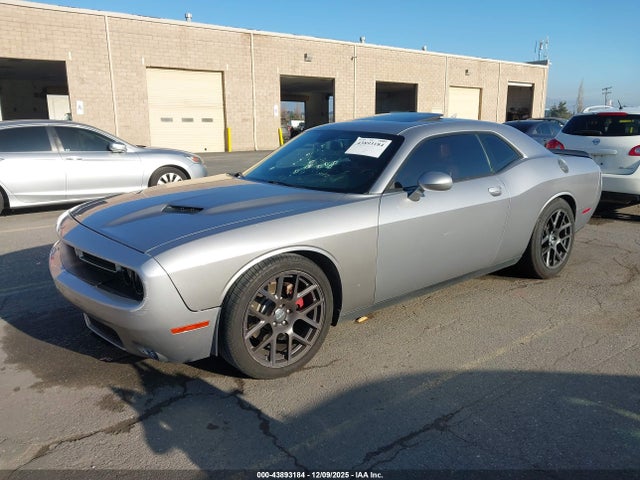 Dodge Challenger Sxt Plus 2015 2C3CDZBG7FH757907 Image 2