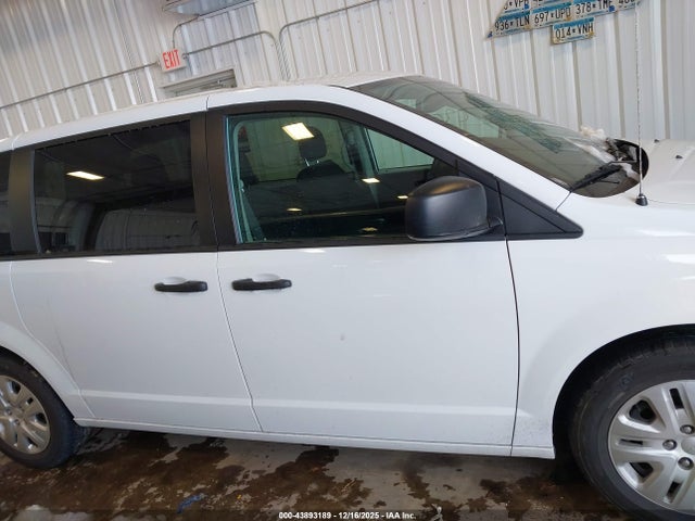 2C4RDGBG3LR237123 Dodge Grand Caravan Se