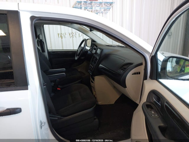 2C4RDGBG3LR237123 Dodge Grand Caravan Se