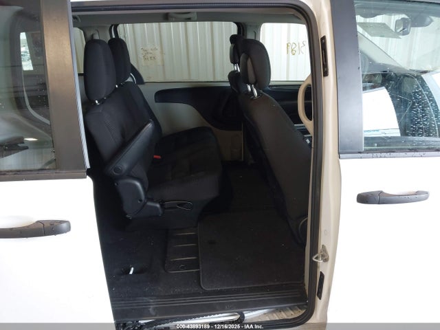 2C4RDGBG3LR237123 Dodge Grand Caravan Se