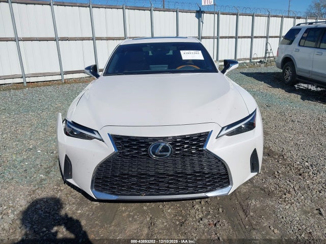 Продажа на аукционе авто 2024 Lexus Is 300, vin: JTHDA1D28R5130560, номер лота: 43893202