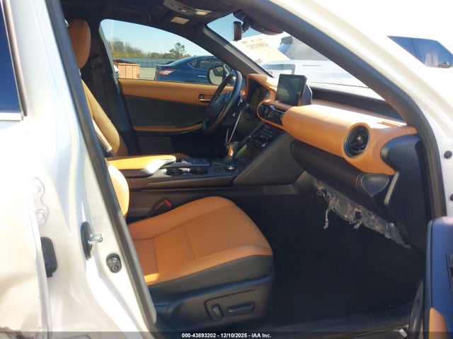 Продажа на аукционе авто 2024 Lexus Is 300, vin: JTHDA1D28R5130560, номер лота: 43893202
