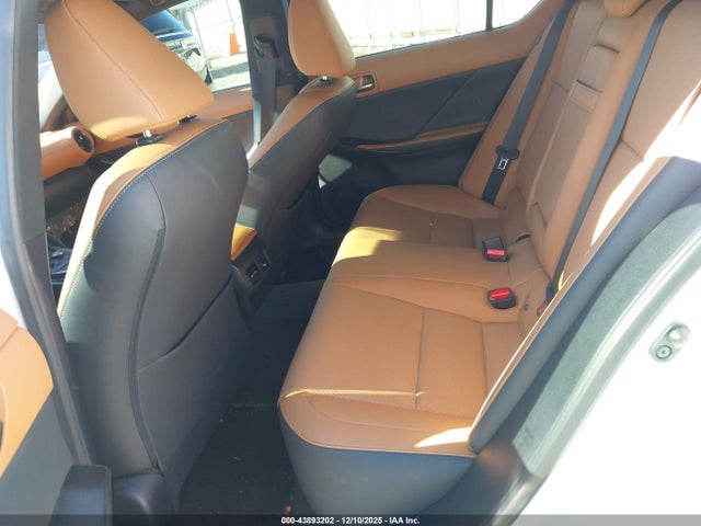 Продажа на аукционе авто 2024 Lexus Is 300, vin: JTHDA1D28R5130560, номер лота: 43893202