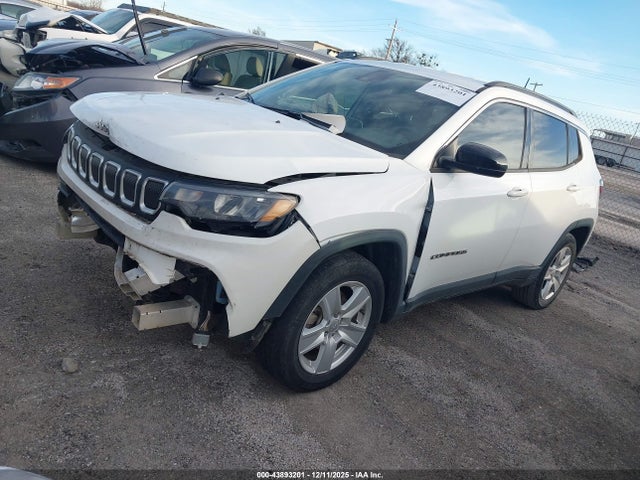 2022 Jeep Compass Latitude Fwd მანქანა იყიდება აუქციონზე, vin: 3C4NJCBB7NT145792, აუქციონის ნომერი: 43893201
