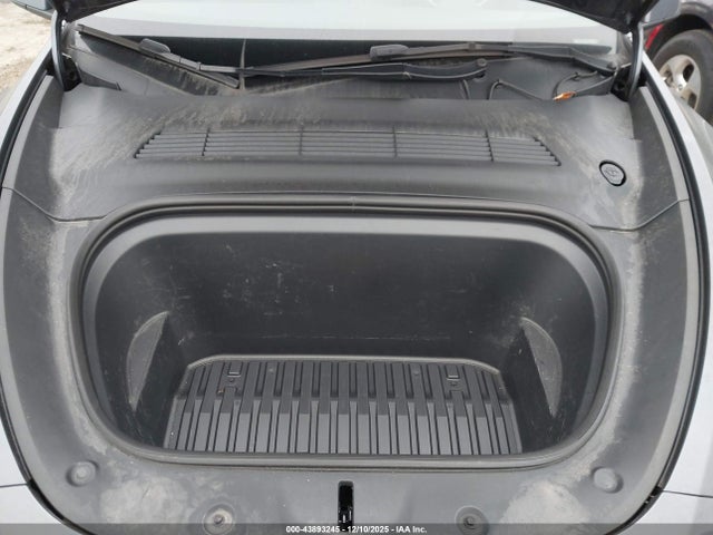 2023 TESLA MODEL Y 7SAYGDEE6PF742993 Photo 9