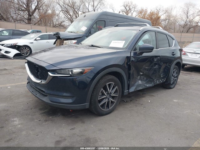 Mazda Cx-5 Touring 2018 JM3KFACM2J1423354 Image 2